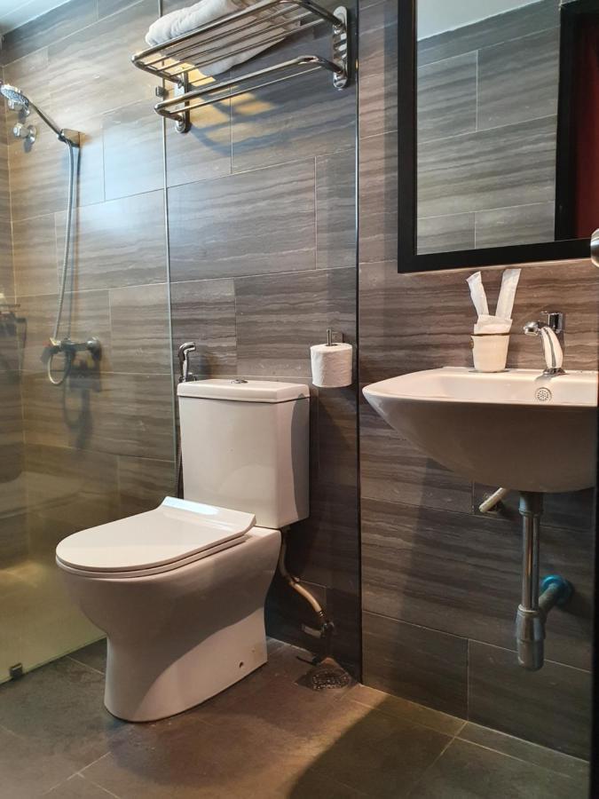 See Foo Hotel Bidur Экстерьер фото